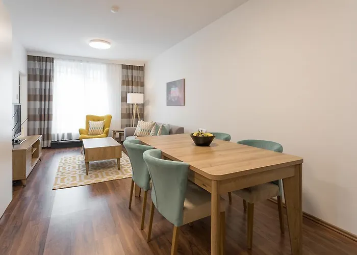 Mar Suite Apartments - Simmering